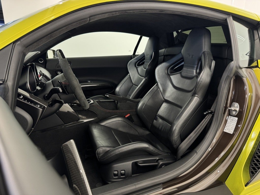 Audi R8 5.2 FSI V10 plus quattro S-Tronic