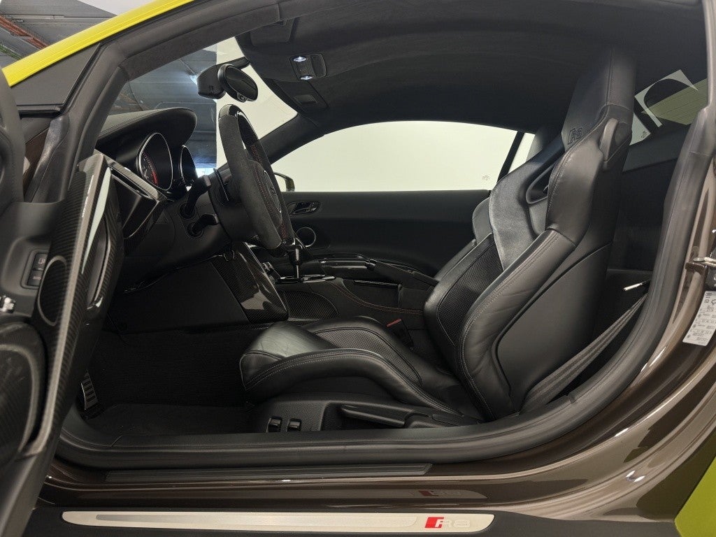 Audi R8 5.2 FSI V10 plus quattro S-Tronic