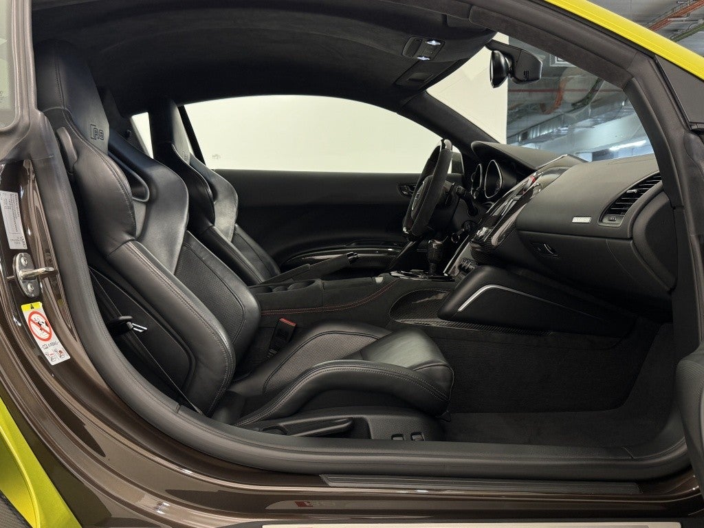 Audi R8 5.2 FSI V10 plus quattro S-Tronic