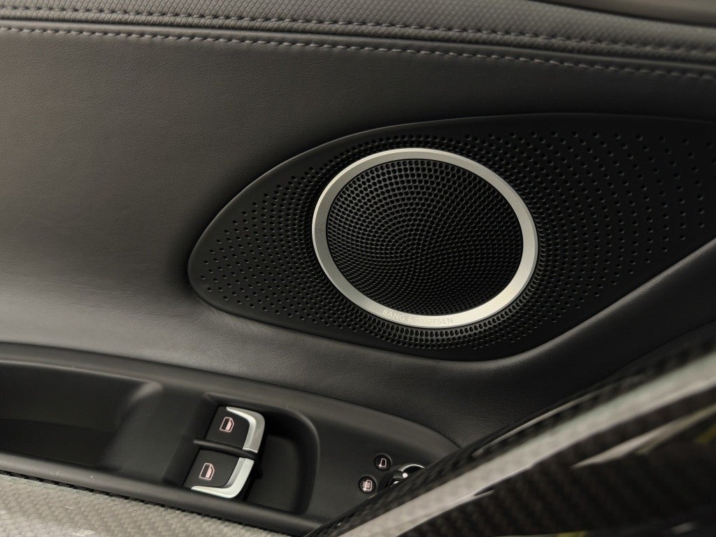 Audi R8 5.2 FSI V10 plus quattro S-Tronic