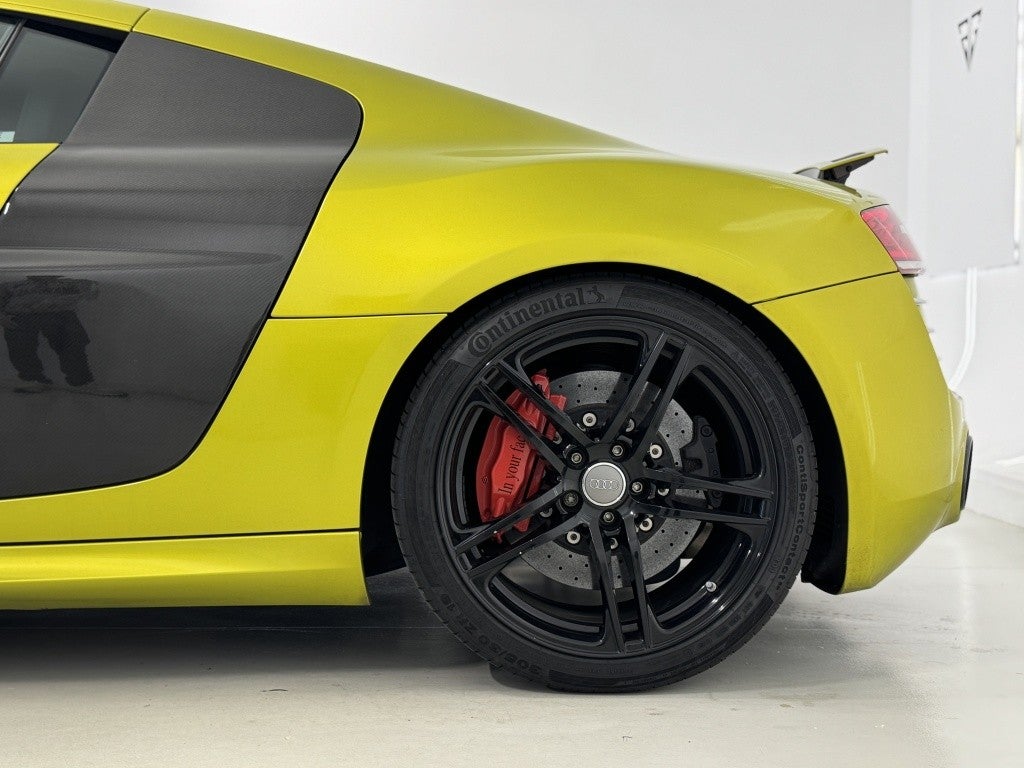 Audi R8 5.2 FSI V10 plus quattro S-Tronic