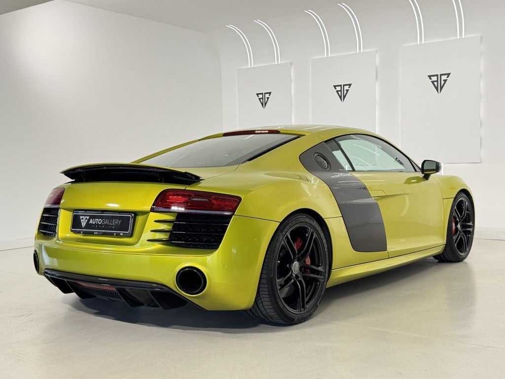 Audi R8 5.2 FSI V10 plus quattro S-Tronic