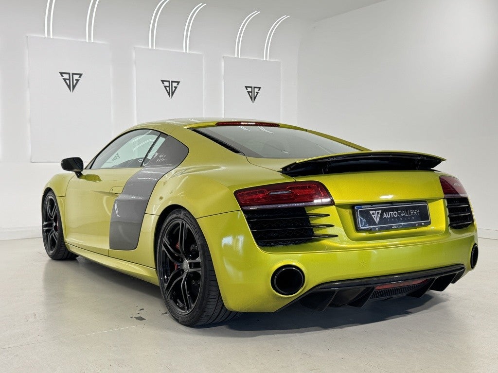 Audi R8 5.2 FSI V10 plus quattro S-Tronic
