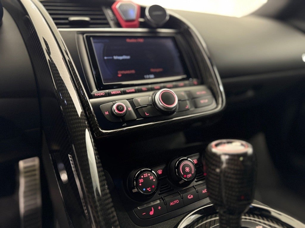 Audi R8 5.2 FSI V10 plus quattro S-Tronic