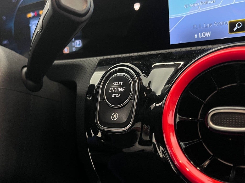 Mercedes-Benz Clase CLA Shooting Brake 200 7G-DCT