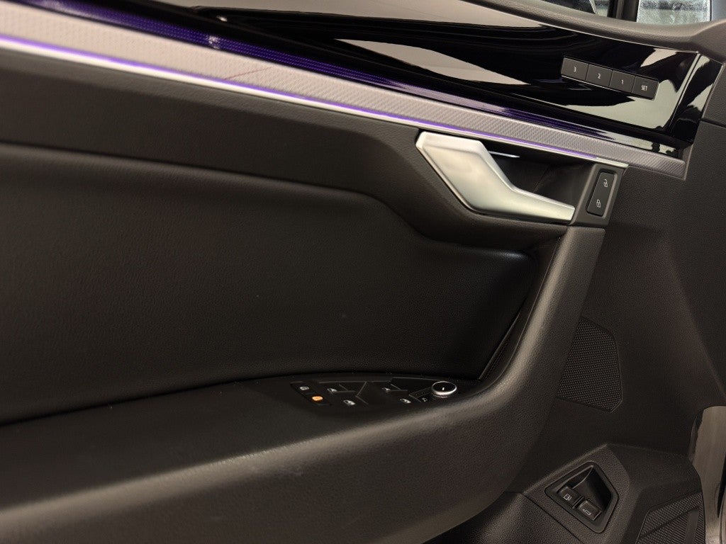 Volkswagen Touareg 3.0TSI V6 R 4Motion Tiptronic