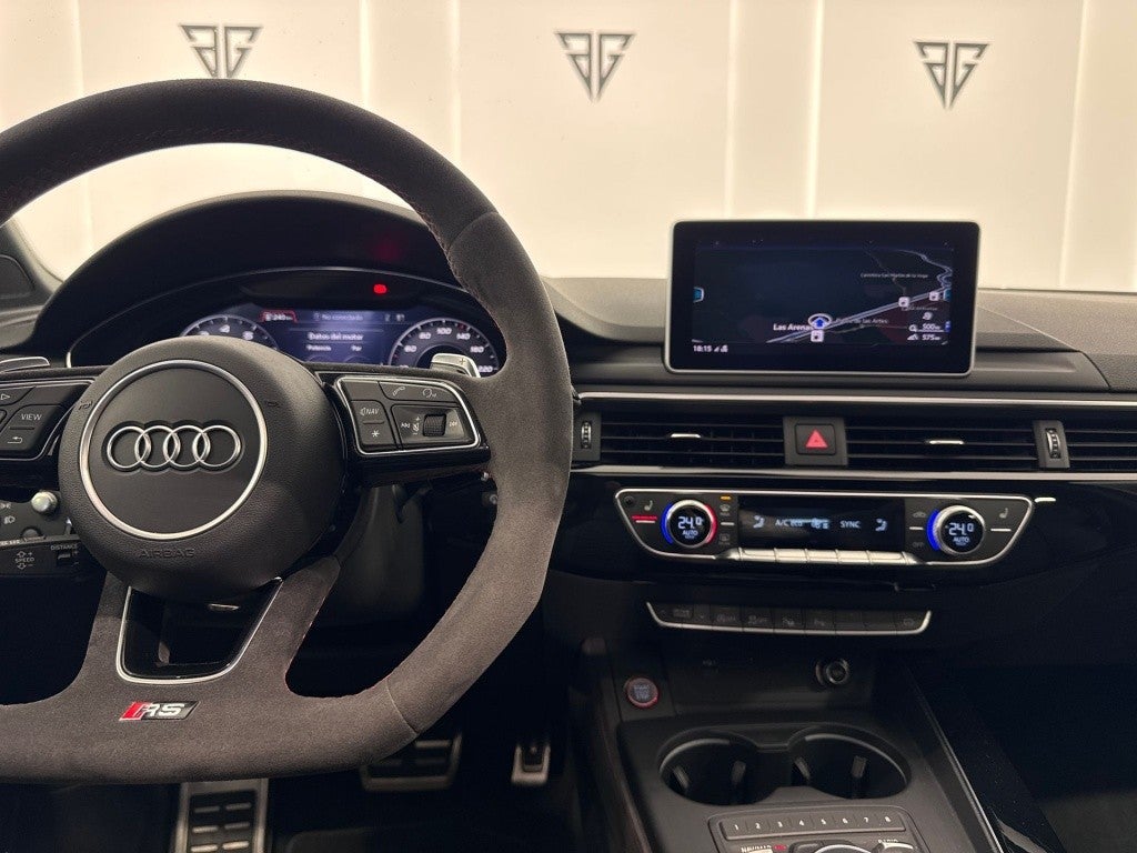Audi A4 RS4 Avant TFSI quattro tiptronic
