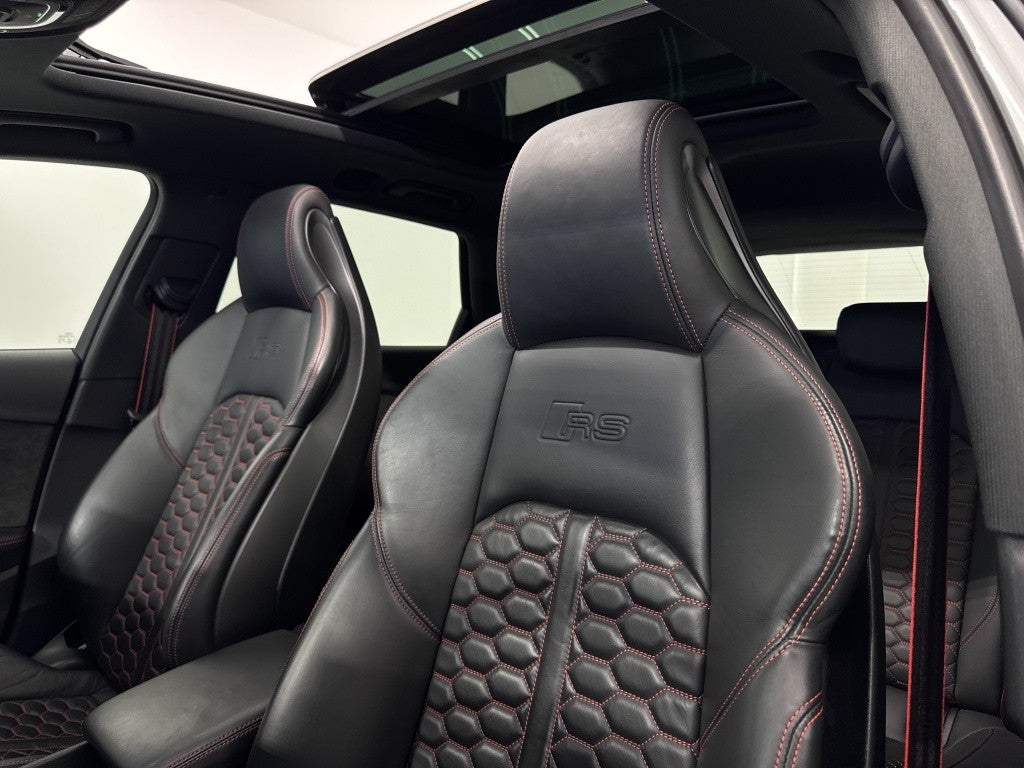 Audi A4 RS4 Avant TFSI quattro tiptronic