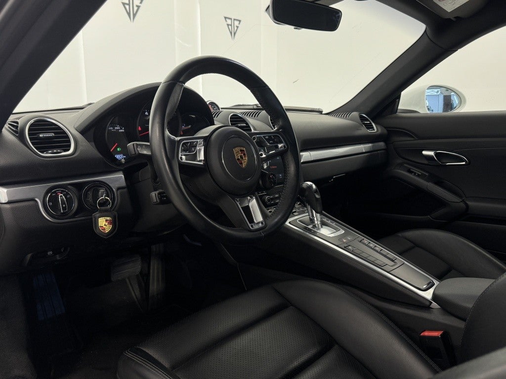 Porsche Cayman PDK