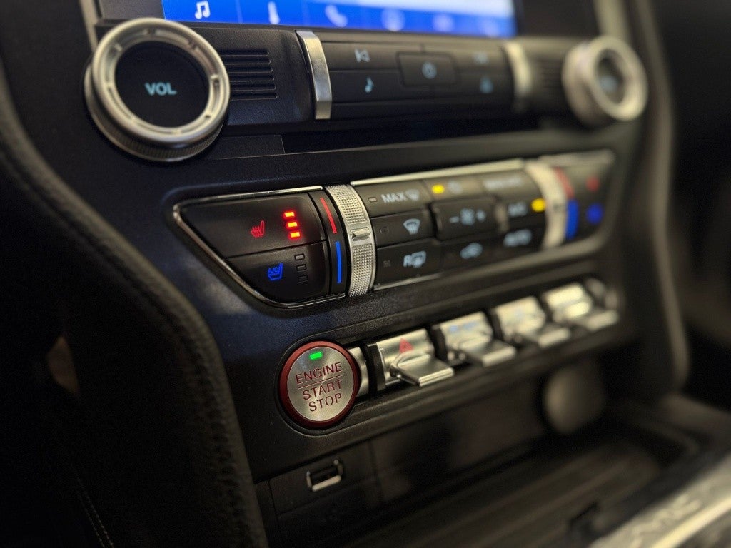 Ford Mustang Fastback 5.0 Ti-VCT GT