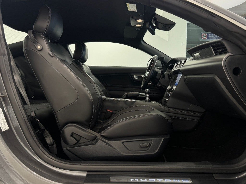 Ford Mustang Fastback 5.0 Ti-VCT GT