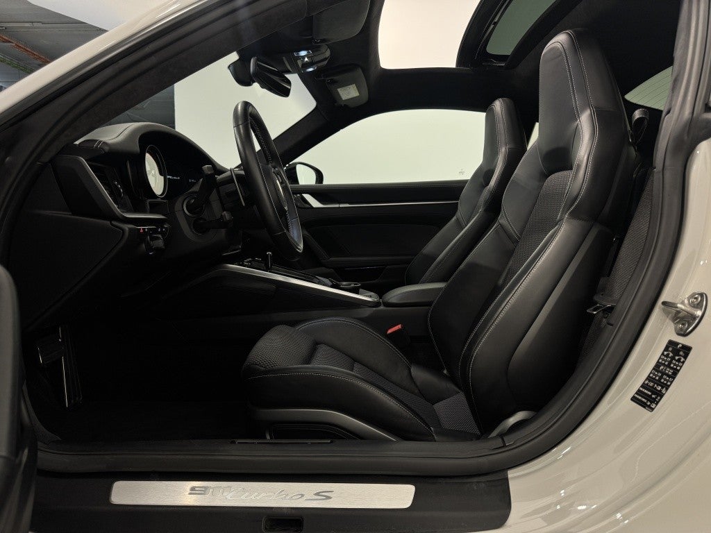 Porsche 911 Turbo S Coupé PDK