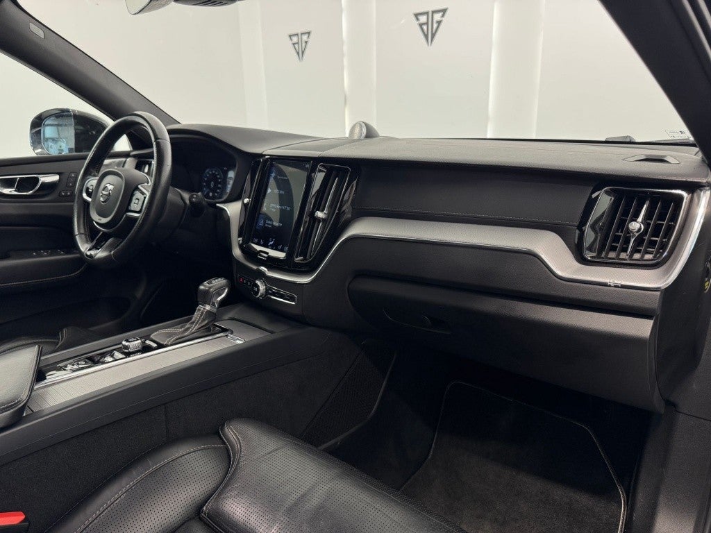 Volvo XC60 D5 R-Design AWD Aut.