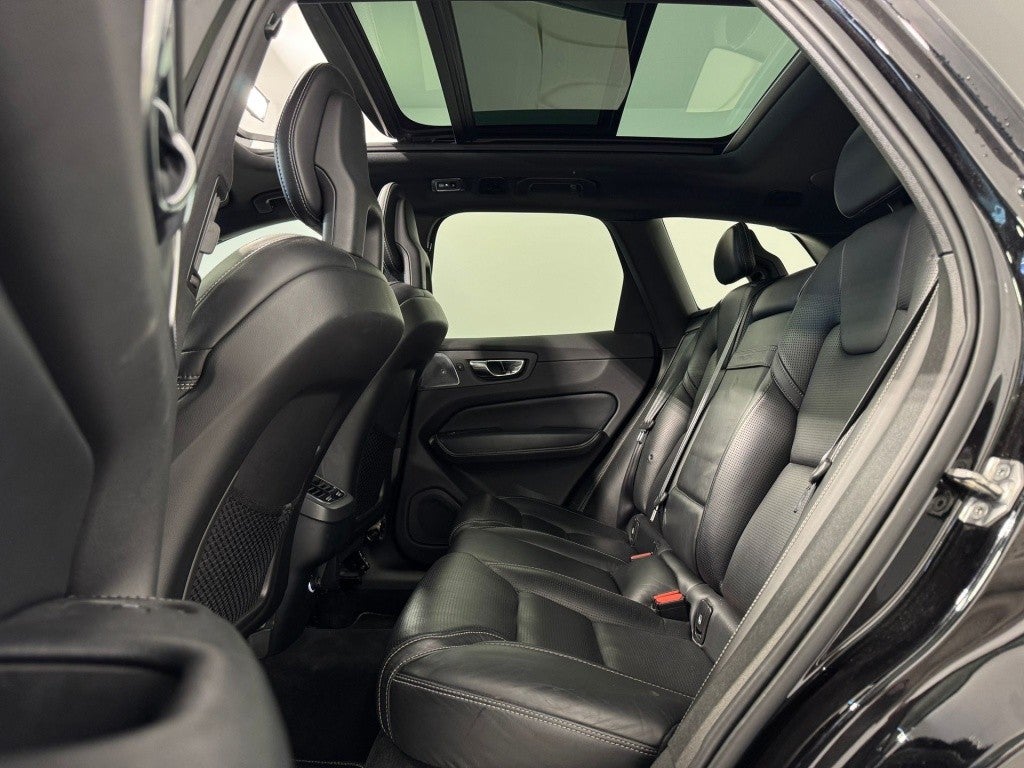 Volvo XC60 D5 R-Design AWD Aut.