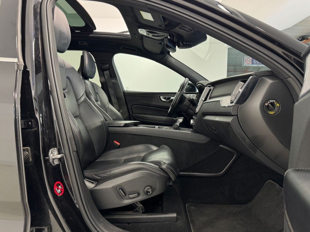 Volvo XC60 D5 R-Design AWD Aut.