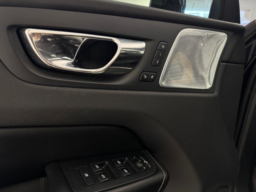 Volvo XC60 D5 R-Design AWD Aut.