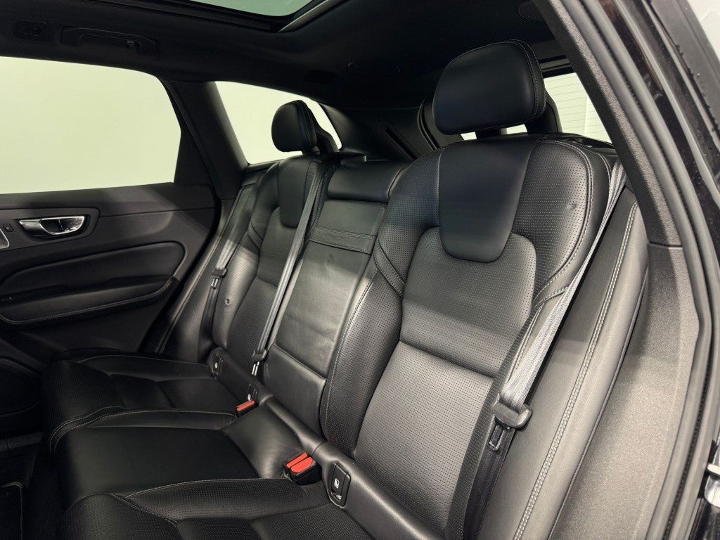 Volvo XC60 D5 R-Design AWD Aut.