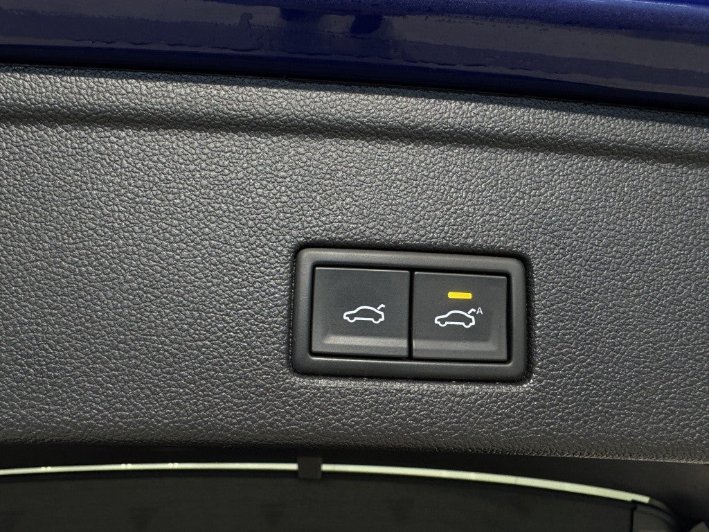 Volkswagen Touareg 3.0TSI V6 R 4Motion Tiptronic