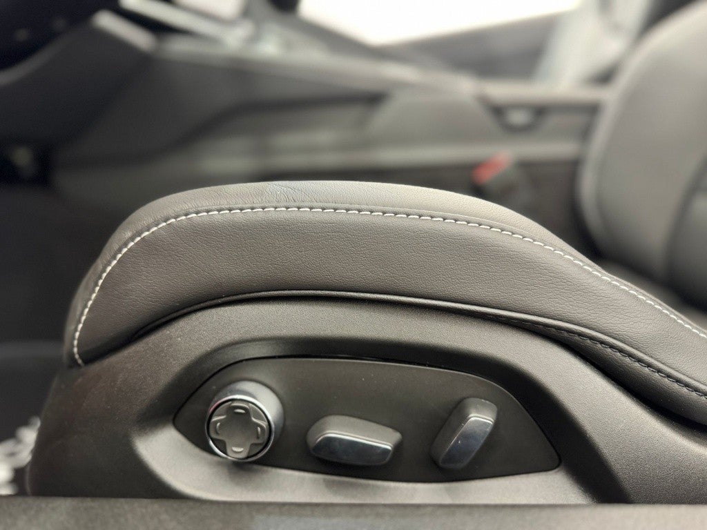 Chevrolet Corvette C8 Convertible Z51 3LT Aut.