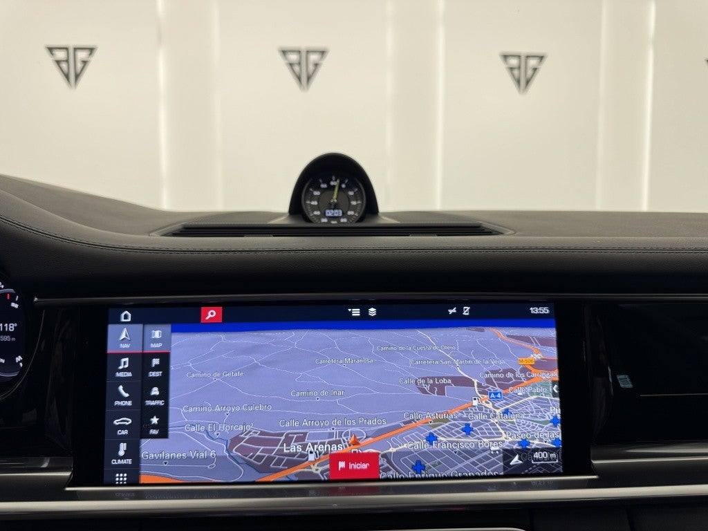 Porsche Panamera 4 e-Hybrid 10 Years Edition