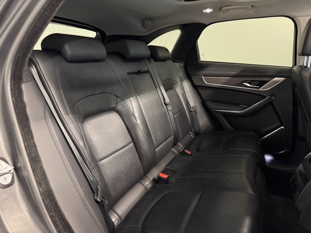 Jaguar F-Pace 2.0D l4 MHEV SE Aut. AWD 204