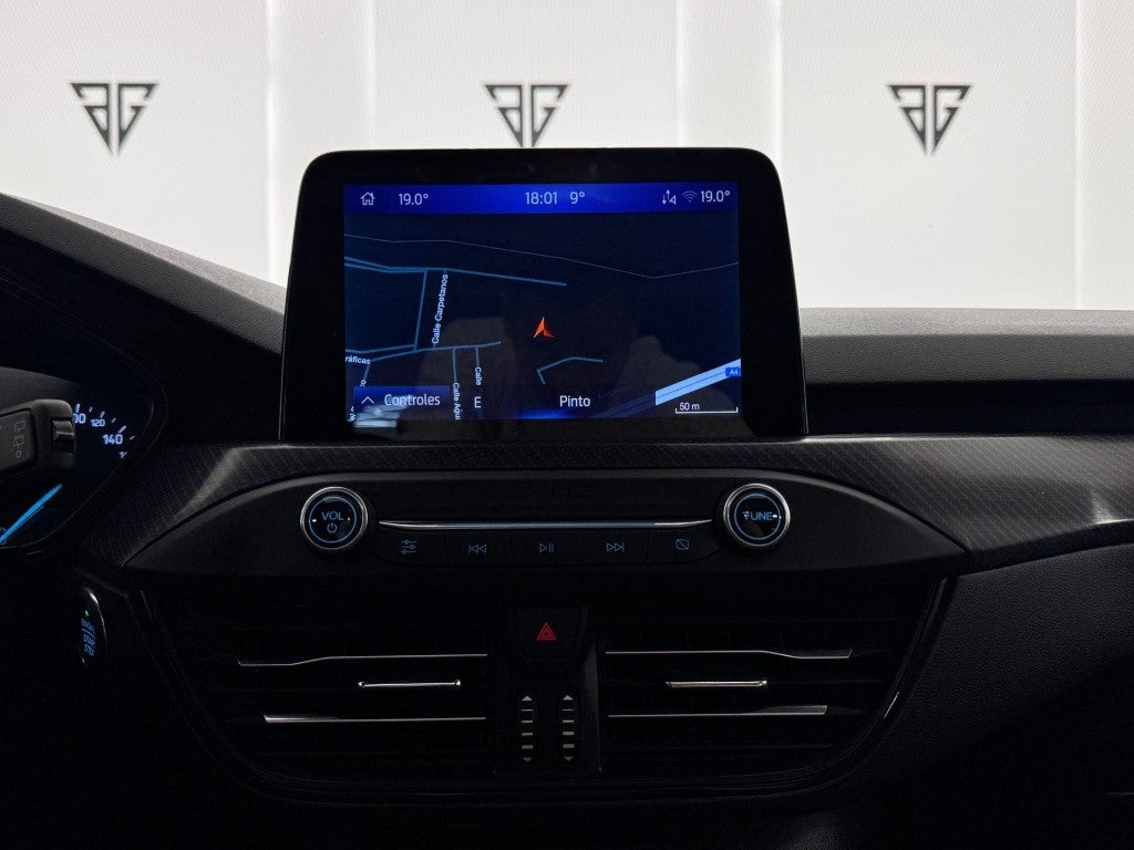 Ford Focus 1.5 Ecoboost ST Line 182