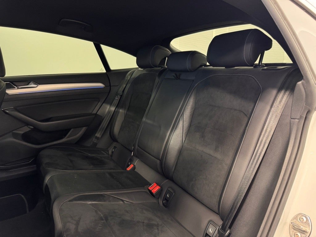 Volkswagen Arteon 2.0TDI R-Line DSG7 110kW