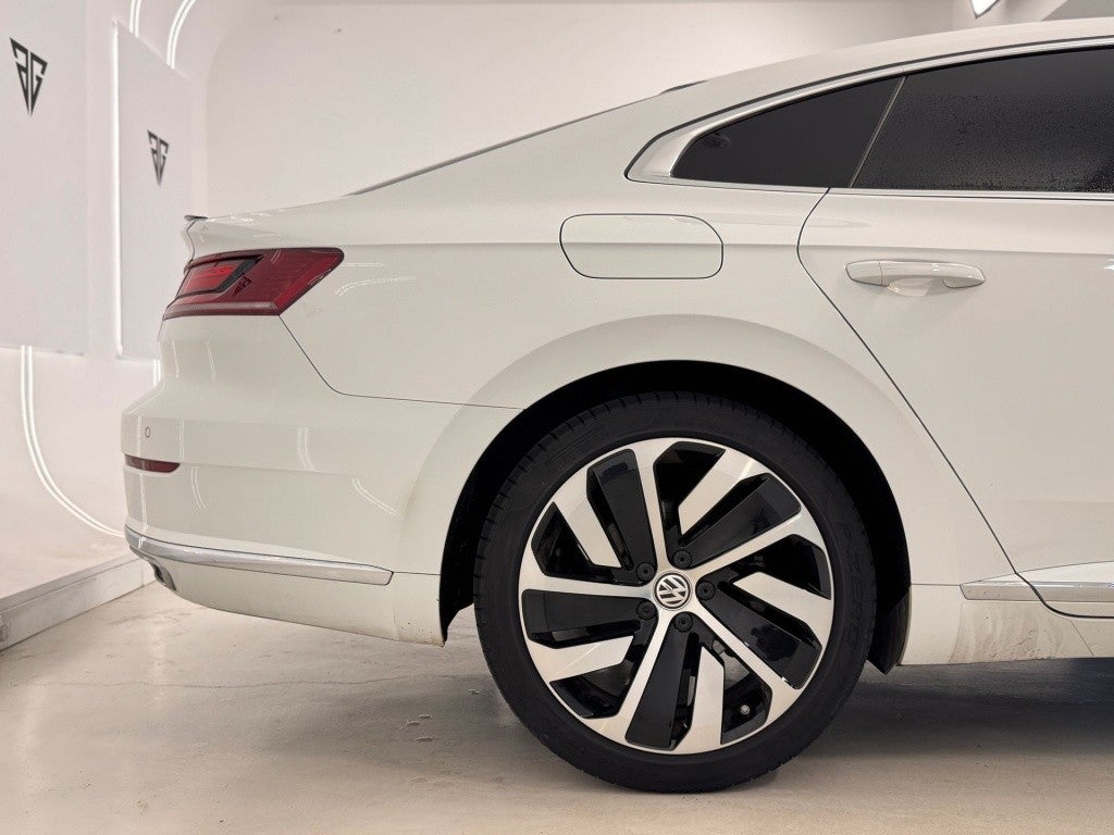 Volkswagen Arteon 2.0TDI R-Line DSG7 110kW