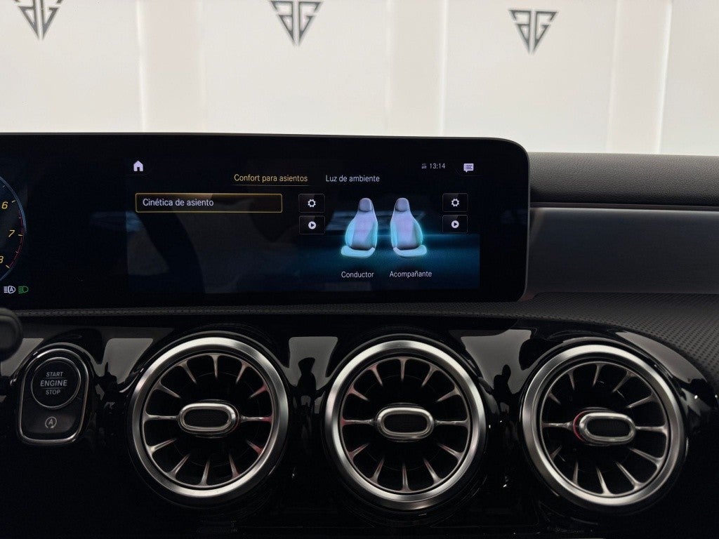 Mercedes-Benz Clase A 220 Sedán 4Matic 7G-DCT