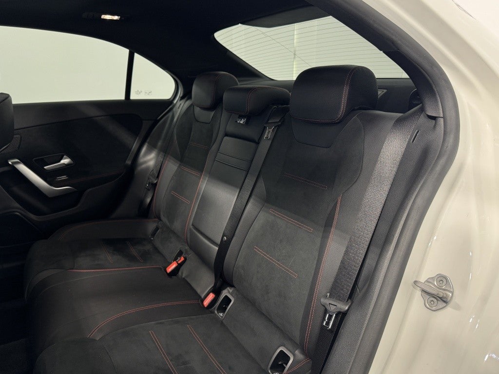 Mercedes-Benz Clase A 220 Sedán 4Matic 7G-DCT