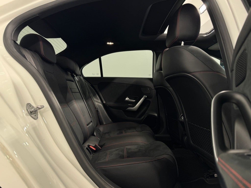 Mercedes-Benz Clase A 220 Sedán 4Matic 7G-DCT