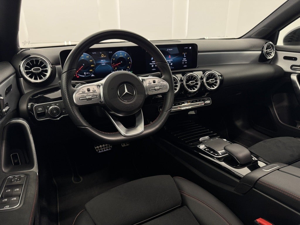 Mercedes-Benz Clase A 220 Sedán 4Matic 7G-DCT