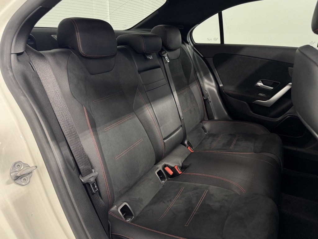 Mercedes-Benz Clase A 220 Sedán 4Matic 7G-DCT