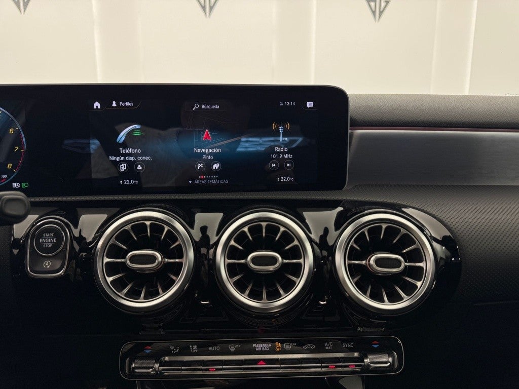 Mercedes-Benz Clase A 220 Sedán 4Matic 7G-DCT