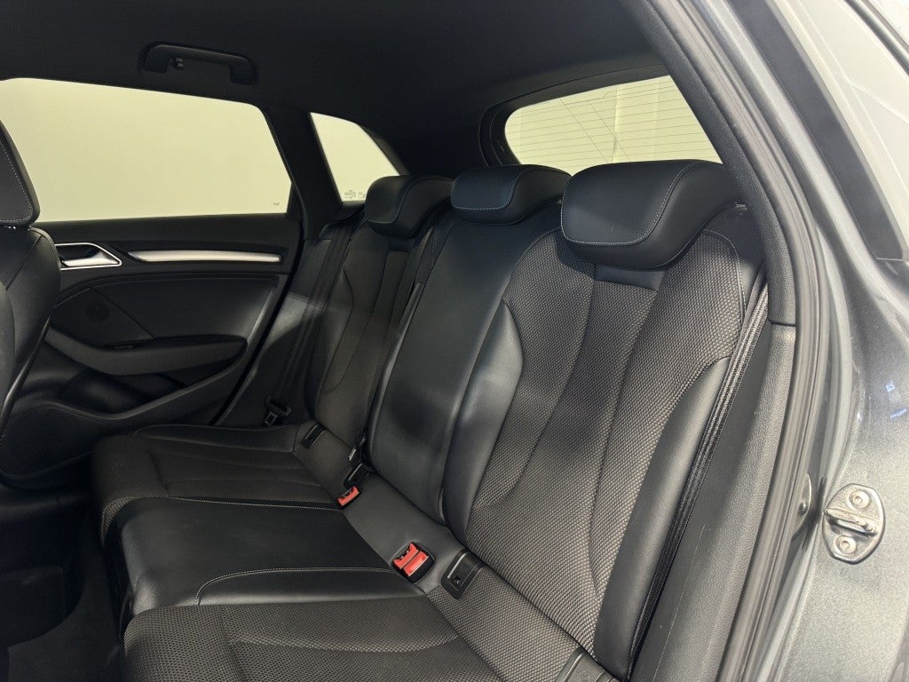 Audi A3 Sportback 1.5 TFSI COD EVO S Line ed. S-T 110kW