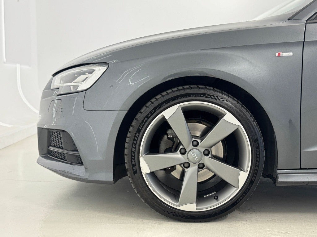 Audi A3 Sportback 1.5 TFSI COD EVO S Line ed. S-T 110kW