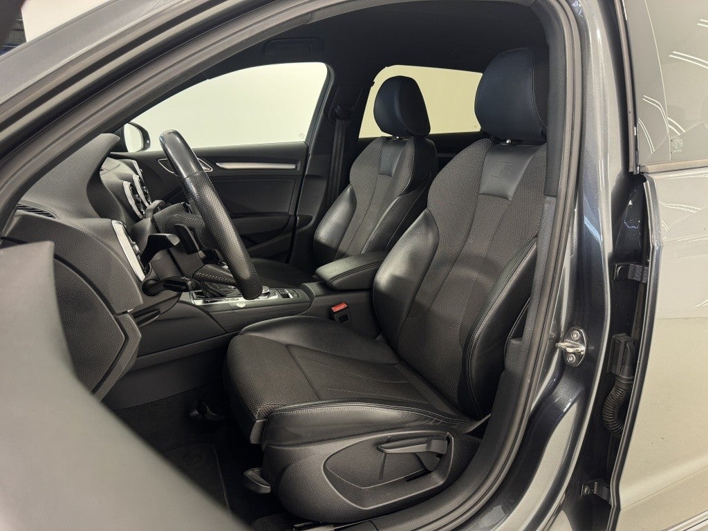 Audi A3 Sportback 1.5 TFSI COD EVO S Line ed. S-T 110kW