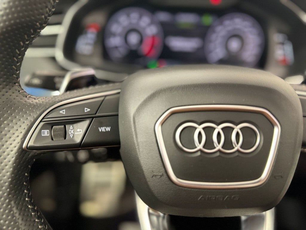 Audi Q8 RS TFSI quattro tiptronic