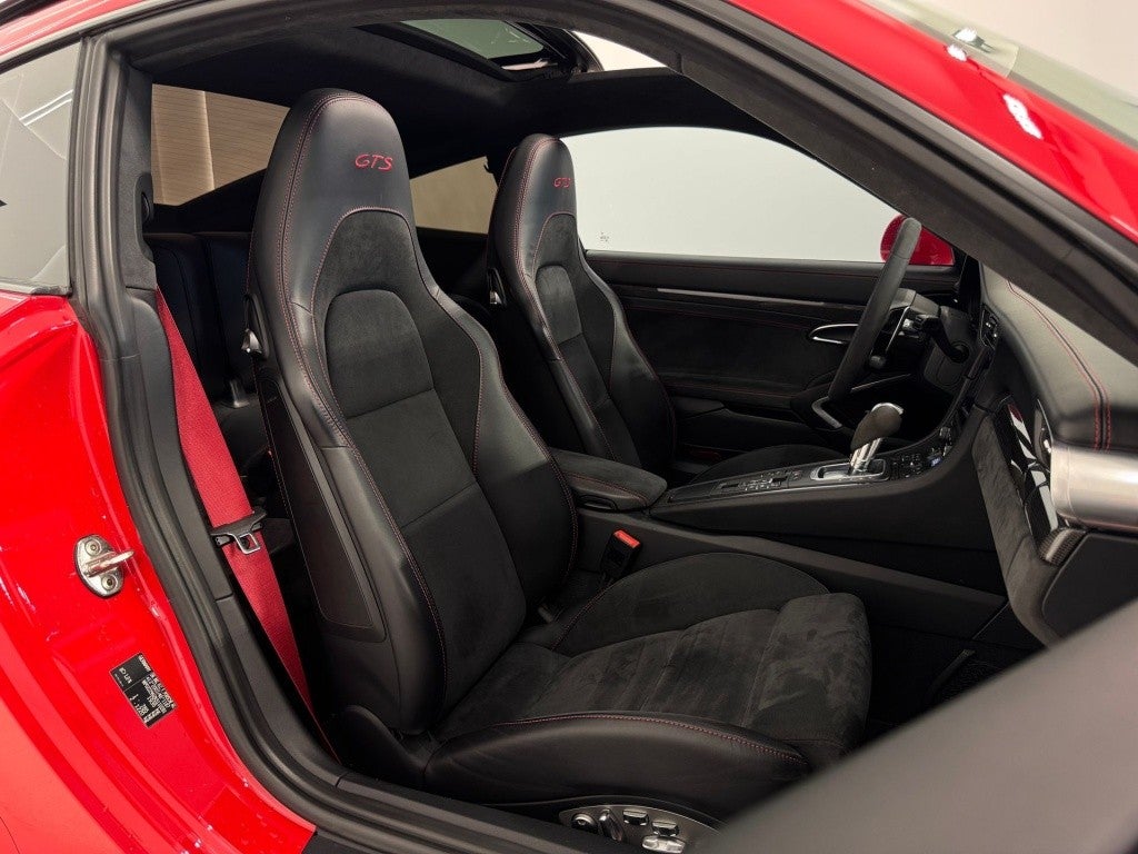 Porsche 911 Carrera 2 GTS Coupé PDK