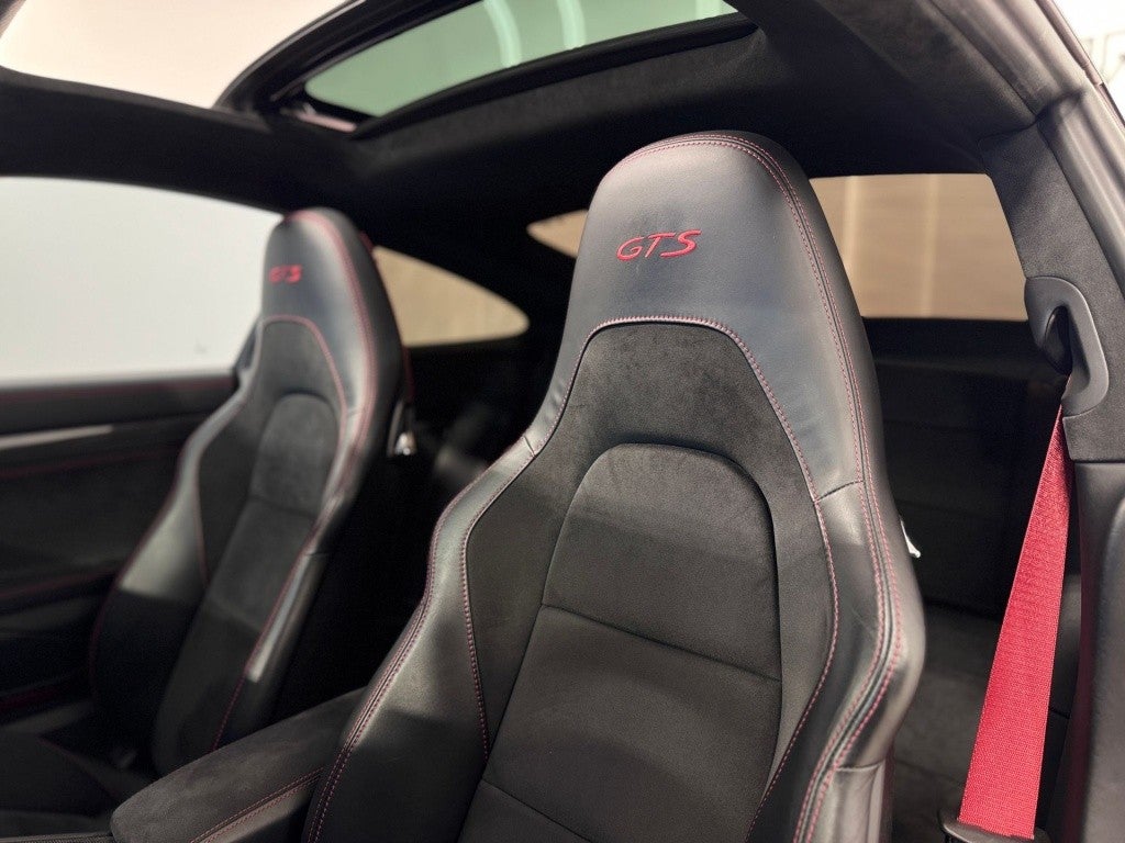 Porsche 911 Carrera 2 GTS Coupé PDK