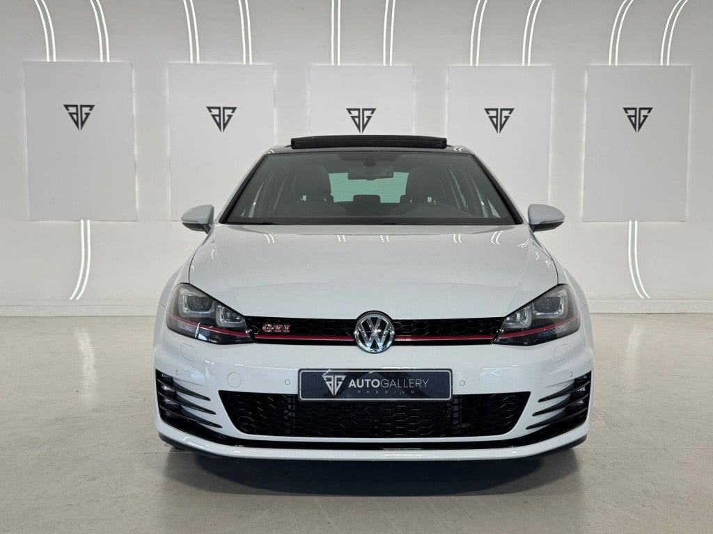 Volkswagen Golf 2.0 TSI GTI Performance DSG 230
