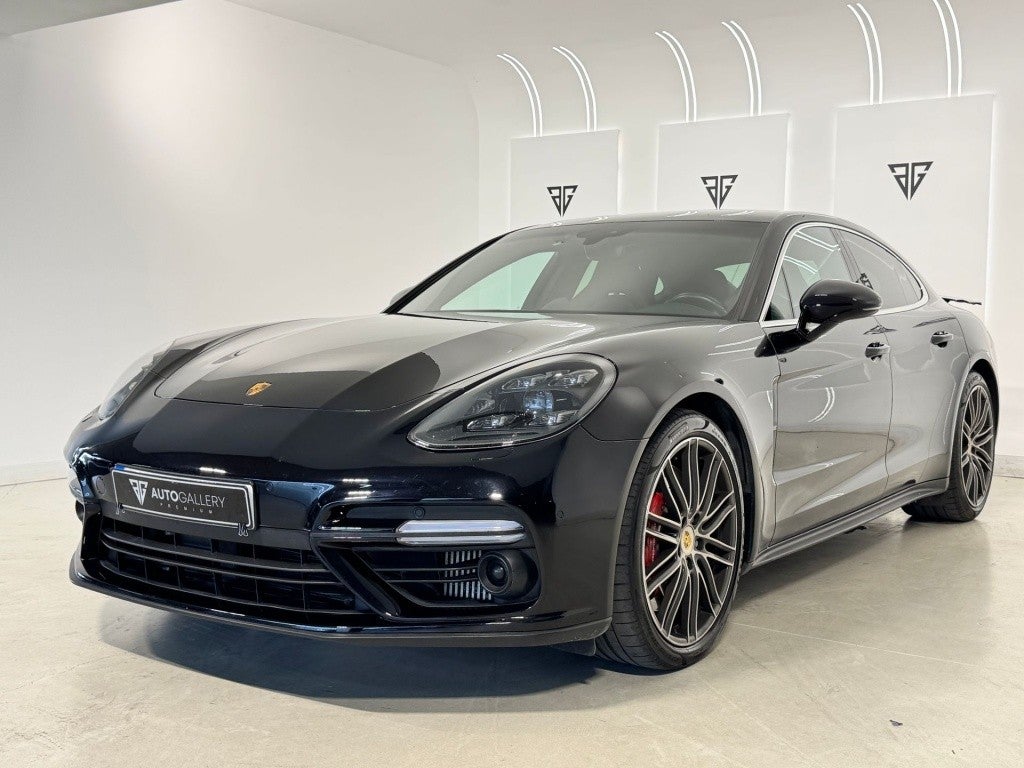 Porsche Panamera Turbo Aut.