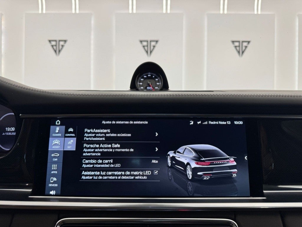 Porsche Panamera Turbo Aut.