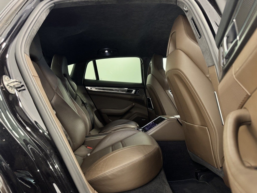 Porsche Panamera Turbo Aut.