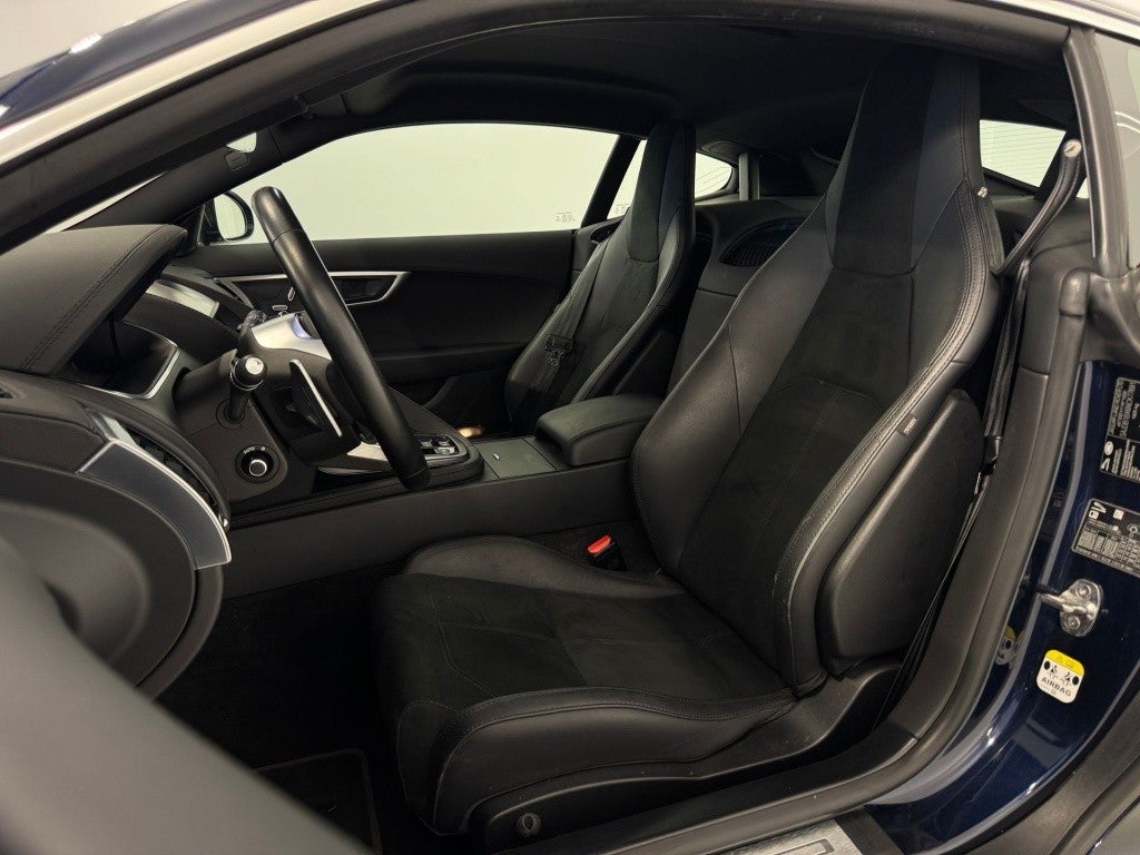 Jaguar F-Type Coupé 2.0 I4 R-Dynamic Aut. 300