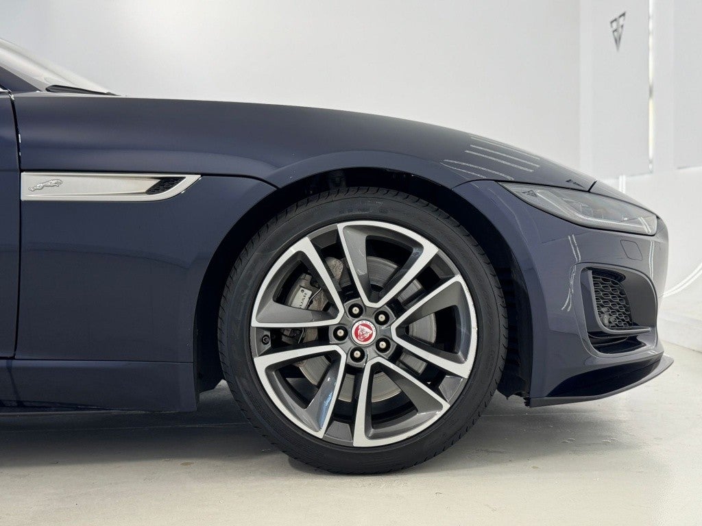 Jaguar F-Type Coupé 2.0 I4 R-Dynamic Aut. 300