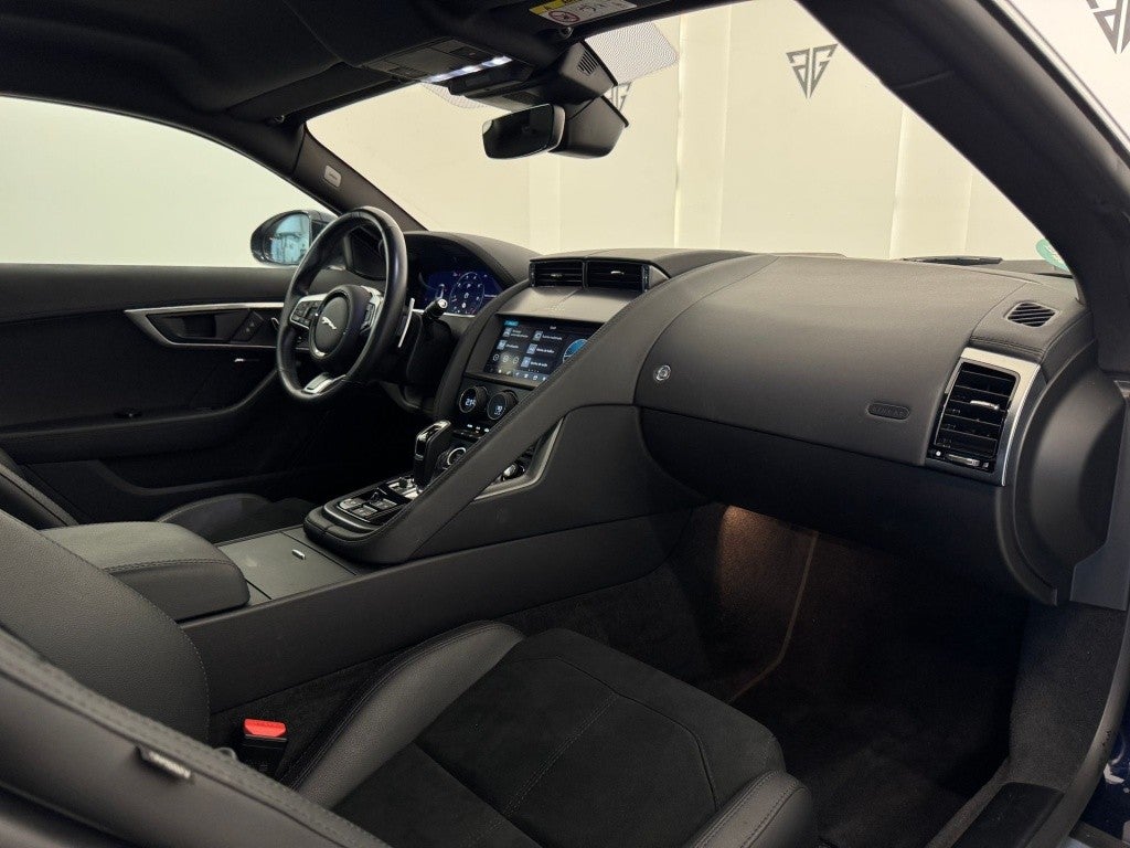 Jaguar F-Type Coupé 2.0 I4 R-Dynamic Aut. 300
