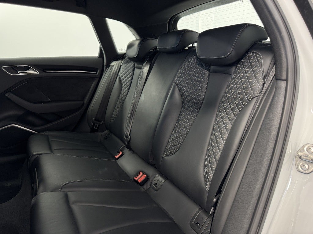 Audi A3 RS3 Sportback 2.5 TFSI quattro S-Tronic