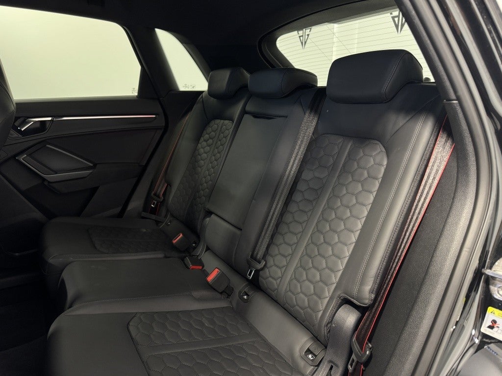 Audi Q3 RS 2.5 TFSI quattro S tronic