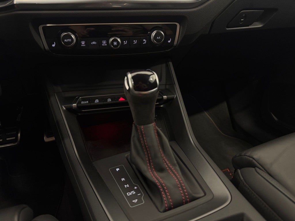 Audi Q3 RS 2.5 TFSI quattro S tronic